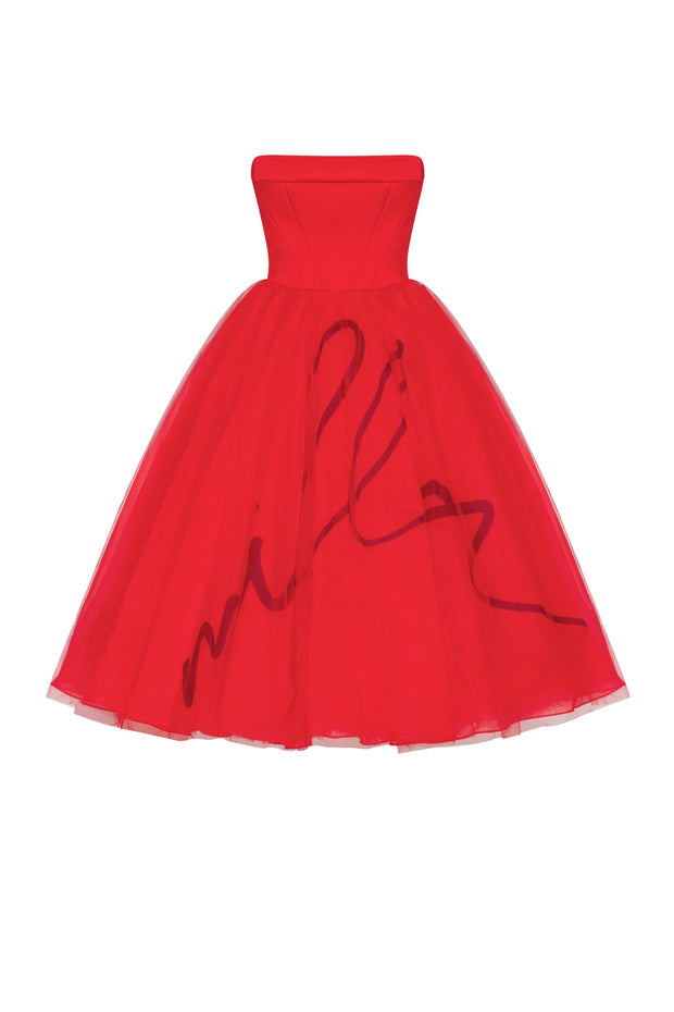 فستان Dramatic red organza dress adorned with Milla's signature and black gloves, Xo Xo
