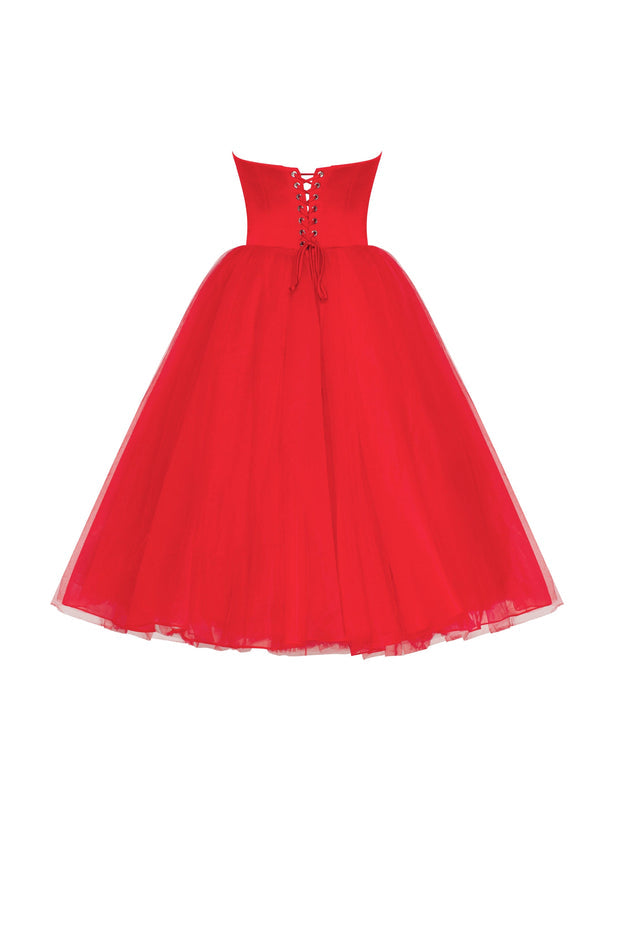فستان Dramatic red organza dress adorned with Milla's signature and black gloves, Xo Xo